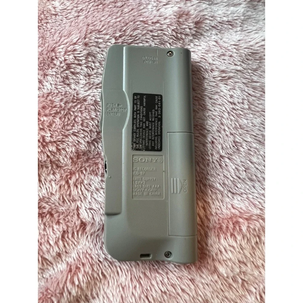 Sony ICD-B7 (2.5 Hours) Handheld Digital Voice Recorder